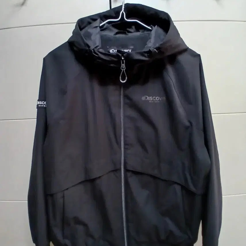 [SOLD OUT] 디스커버리 블랙 후드 바람막이 점퍼160공용95