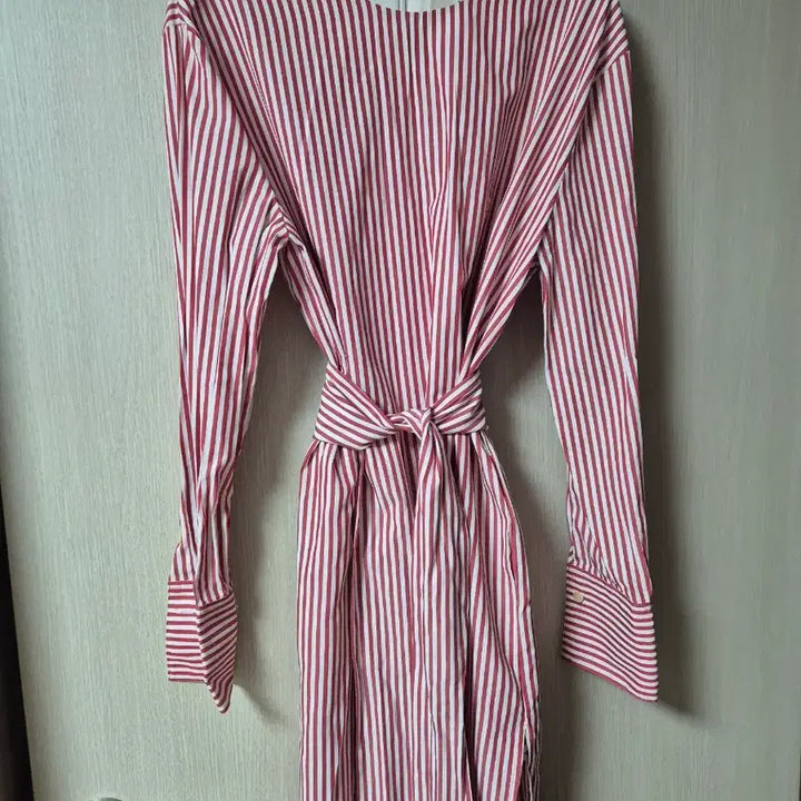 [BUNJANG] AND YOU Striped Midi Dress / 앤유 AND YOU  스프라이트 원피스