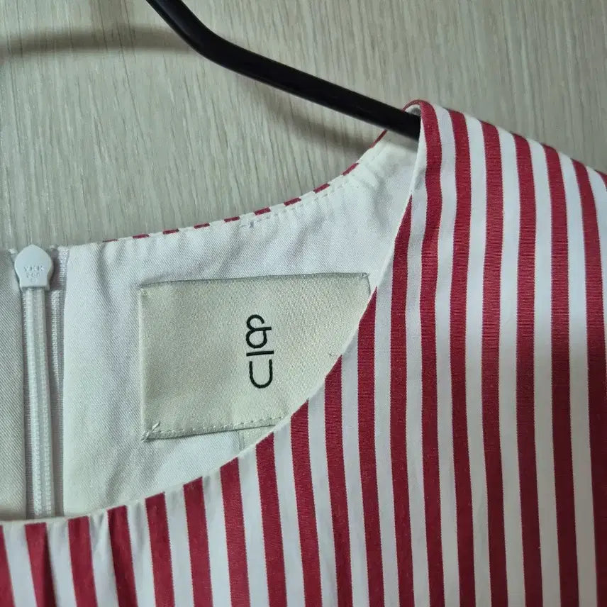[BUNJANG] AND YOU Striped Midi Dress / 앤유 AND YOU  스프라이트 원피스