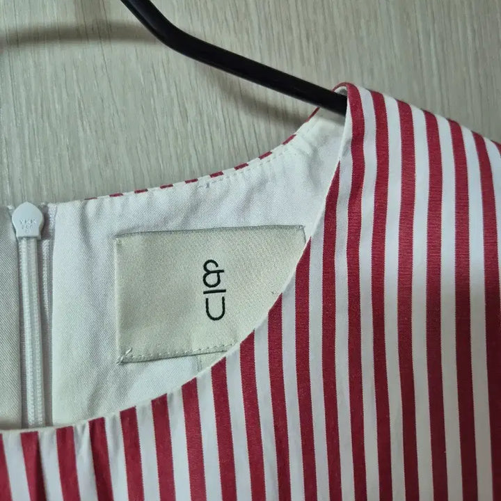 [BUNJANG] AND YOU Striped Midi Dress / 앤유 AND YOU  스프라이트 원피스