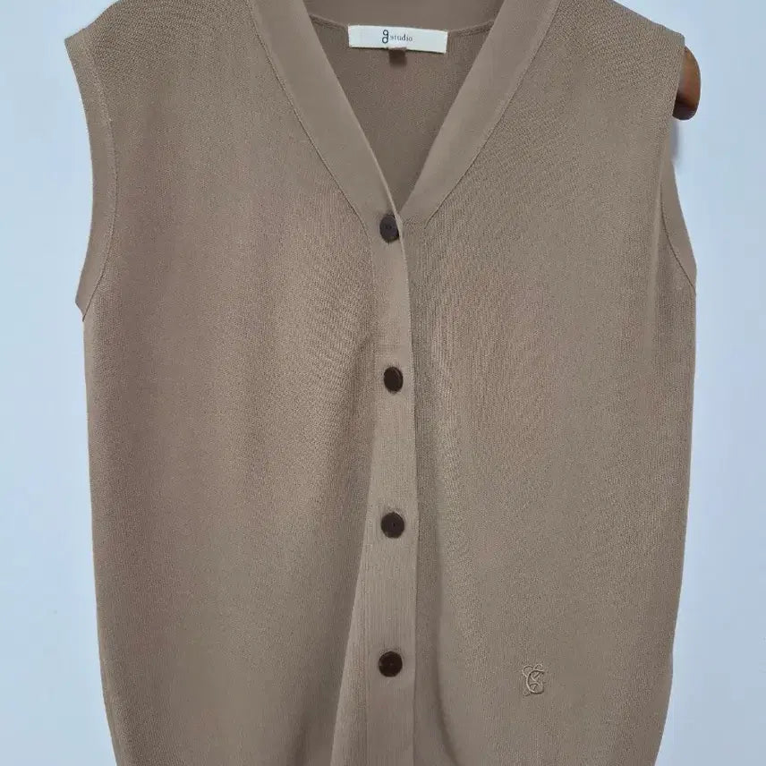 [BUNJANG] G Studio V-Neck Knit Vest (2 Pieces) / g studio 브이넥 니트 베스트  2개
