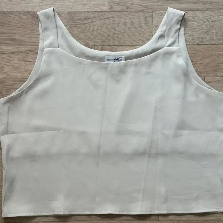 [BUNJANG] Lirienko Plus Size Ivory Square Neck Sleeveless Blouse / 리리앤코 빅사이즈 아이보리 스퀘어넥 나시 블라우스