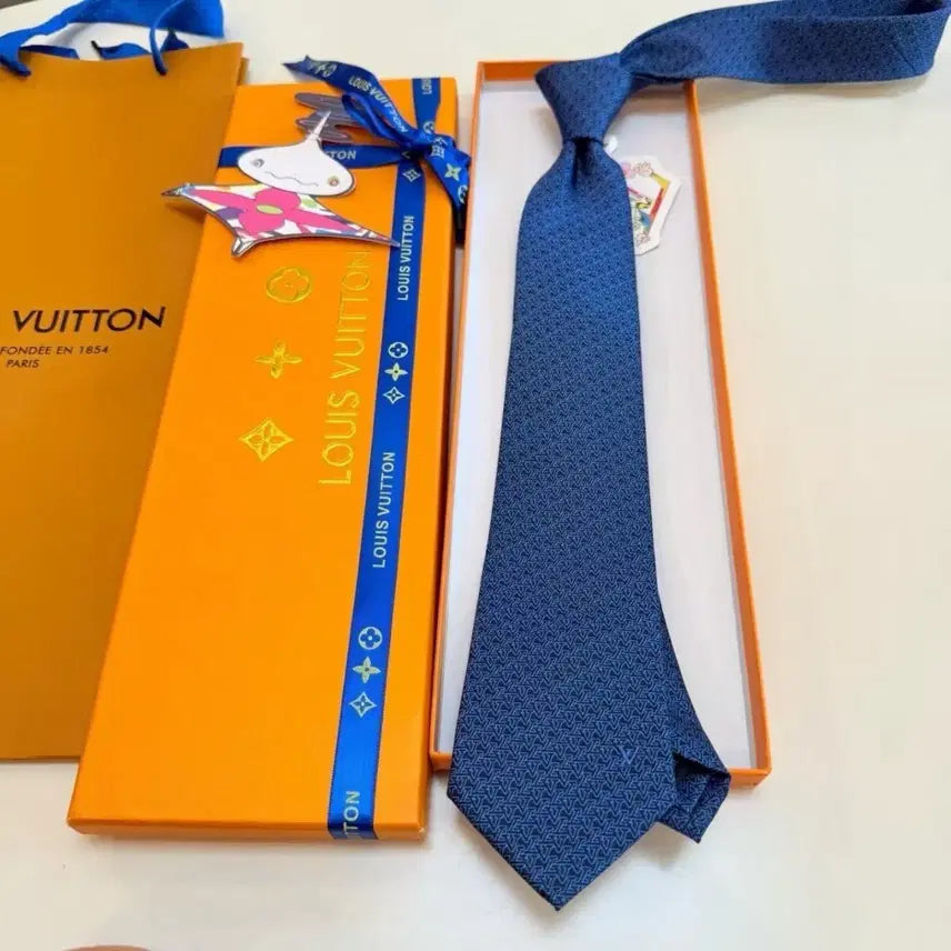 [BUNJANG] Louis Vuitton Silk Patterned Necktie Navy / 루이비통 넥타이