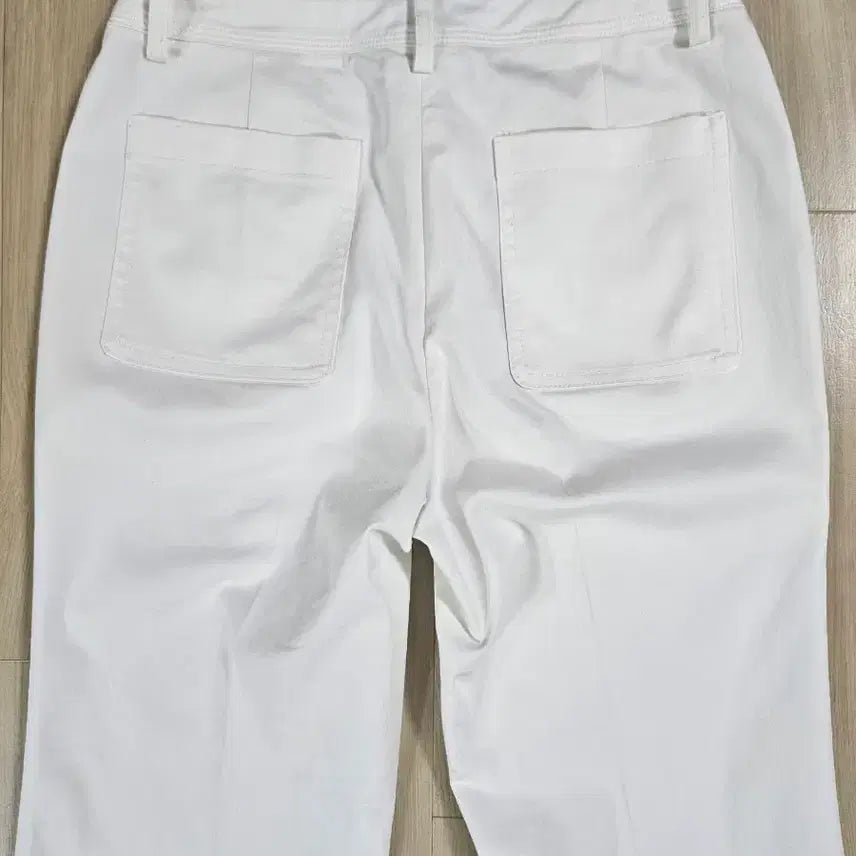 [BUNJANG] Calvin Klein Bootcut Spandex Slacks White Size 36 / 캘빈클라인 부츠컷 스판 슬랙스 화이트 36