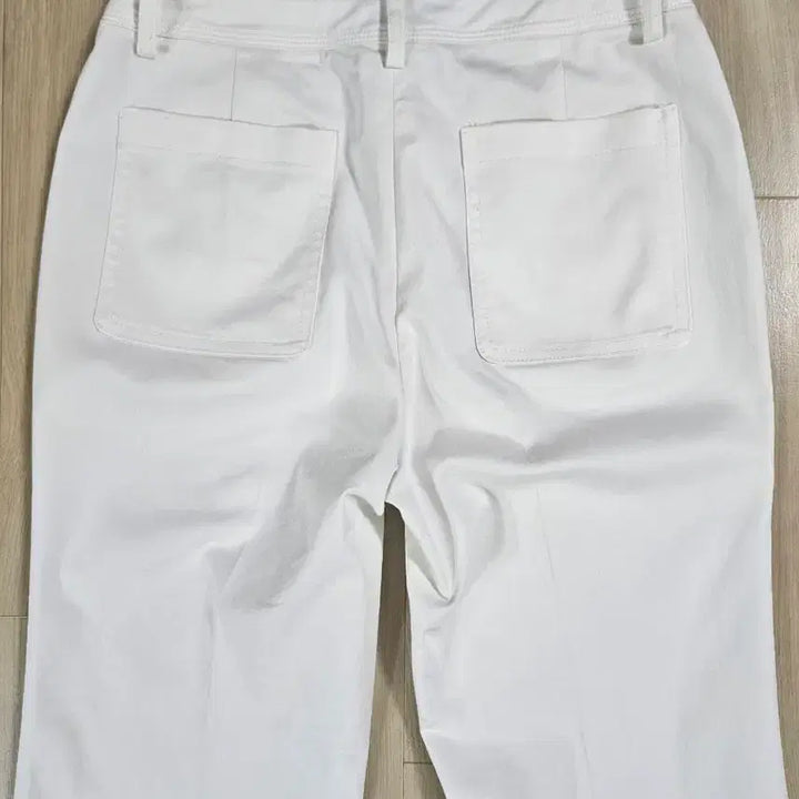 [BUNJANG] Calvin Klein Bootcut Spandex Slacks White Size 36 / 캘빈클라인 부츠컷 스판 슬랙스 화이트 36