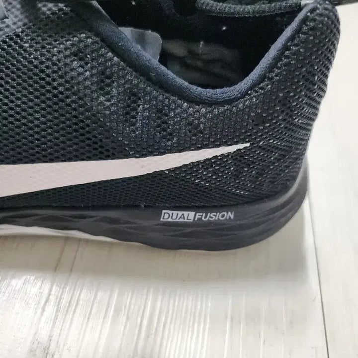 [BUNJANG] Nike Dual Fusion Black Training Sneakers / 나이키 듀얼 퓨전 블랙트레이닝 운동화