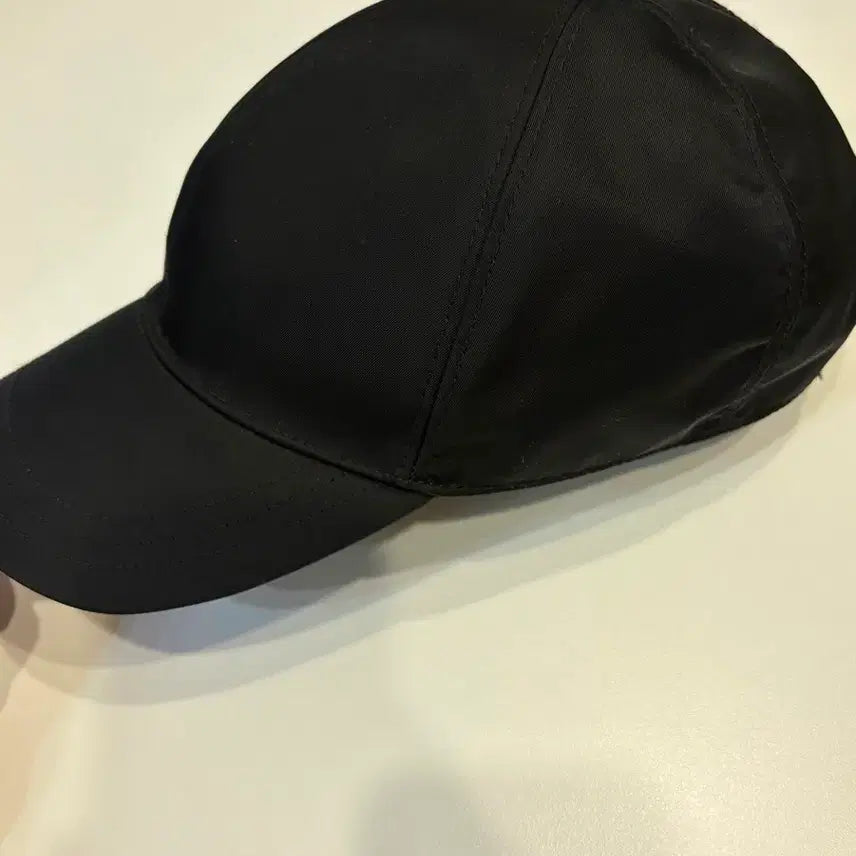 [BUNJANG] Prada Triangle Logo Ball Cap Black (M) / 프라다 삼각로고 볼캡 블랙 M사이즈 판매합니다