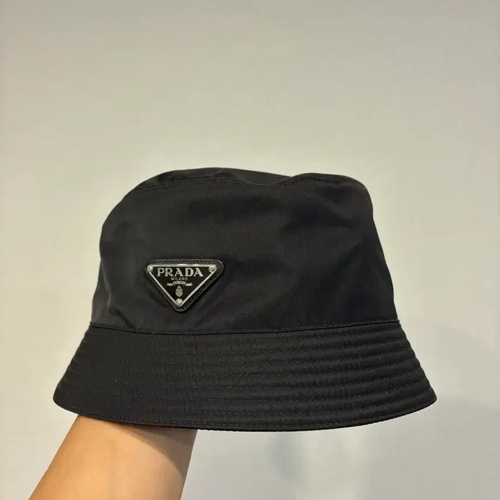 [BUNJANG] Prada Bucket Hat L Size / 프라다 버킷햇 L사이즈 판매합니다
