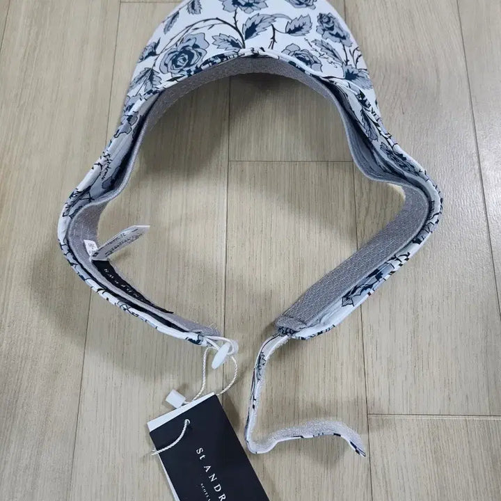 [BUNJANG] St. Andrews Flower Pattern Sun Cap / [St. Andrews] 세인트앤드류스 플라워패턴 썬캡