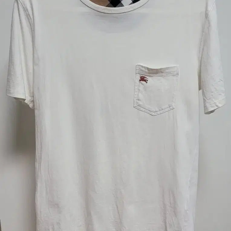 [BUNJANG] Burberry Brit White Pocket T-shirt S / 버버리 브릿 화이트 포켓 반팔티 S