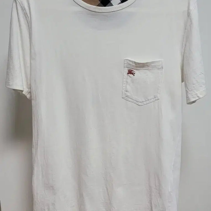 [BUNJANG] Burberry Brit White Pocket T-shirt S / 버버리 브릿 화이트 포켓 반팔티 S