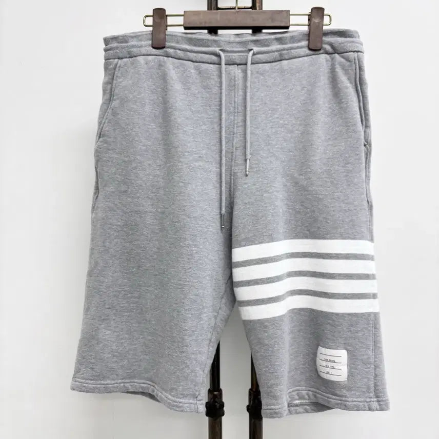 [BUNJANG] Thom Browne Diagonal Stripe Shorts / [4]톰브라운 사선완장 반바지
