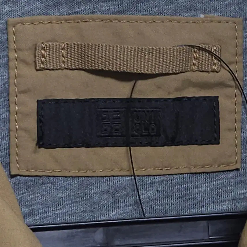 [BUNJANG] Uniqlo Beige Tanker Blouson Jacket / 유니클로(UNIQLO) 베이지 탱커 블루종 자켓 / 봄가을 집업 점퍼