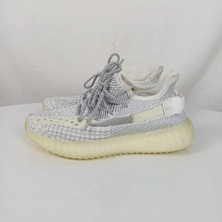 [SOLD OUT] 아디다스/이지부스트 350 V2 스태틱 리플렉티브/라덴