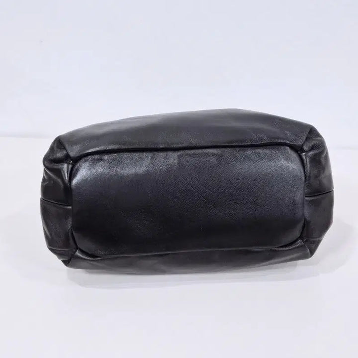[SOLD OUT] dkny 천연가죽 미니 핸드백