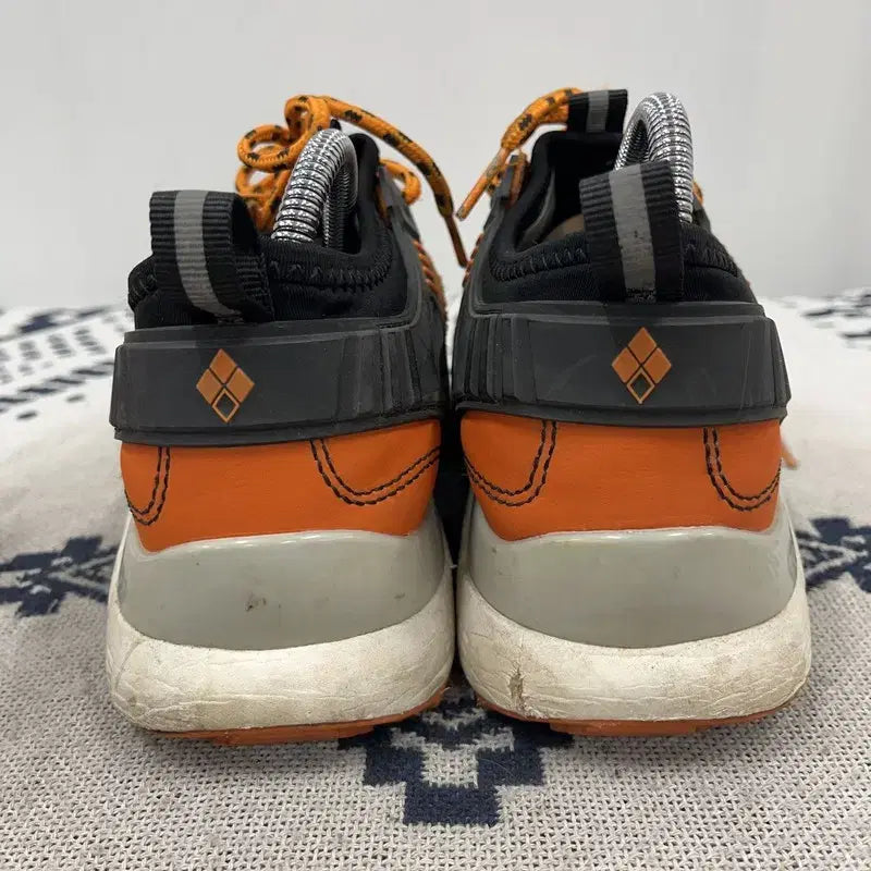 [BUNJANG] Montbell Hiking Shoes 235 X00267 / 몽벨 아웃도어 등산화 트레킹화하이킹화 235 X00267