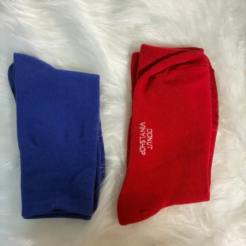 [BUNJANG] Donut Vinyl Shop Solid Color Socks (Blue, Red) / 새상품 도넛바이닐샵 무지 양말 (블루,레드)