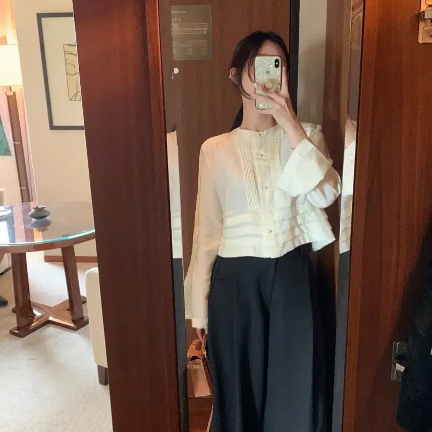 [SOLD OUT] 바이씨니 제작 이자벨블라(크림)새상품