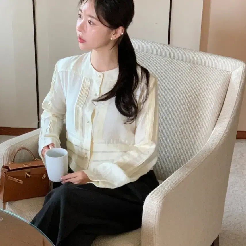 [SOLD OUT] 바이씨니 제작 이자벨블라(크림)새상품