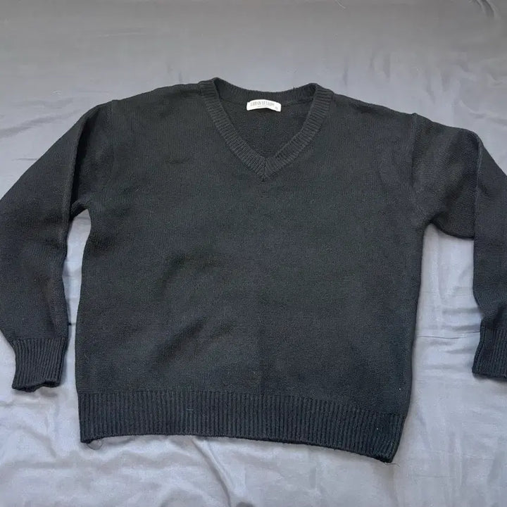 [BUNJANG] Black V-Neck Knit Sweater (M) / 블랙 V넥 니트 (M)