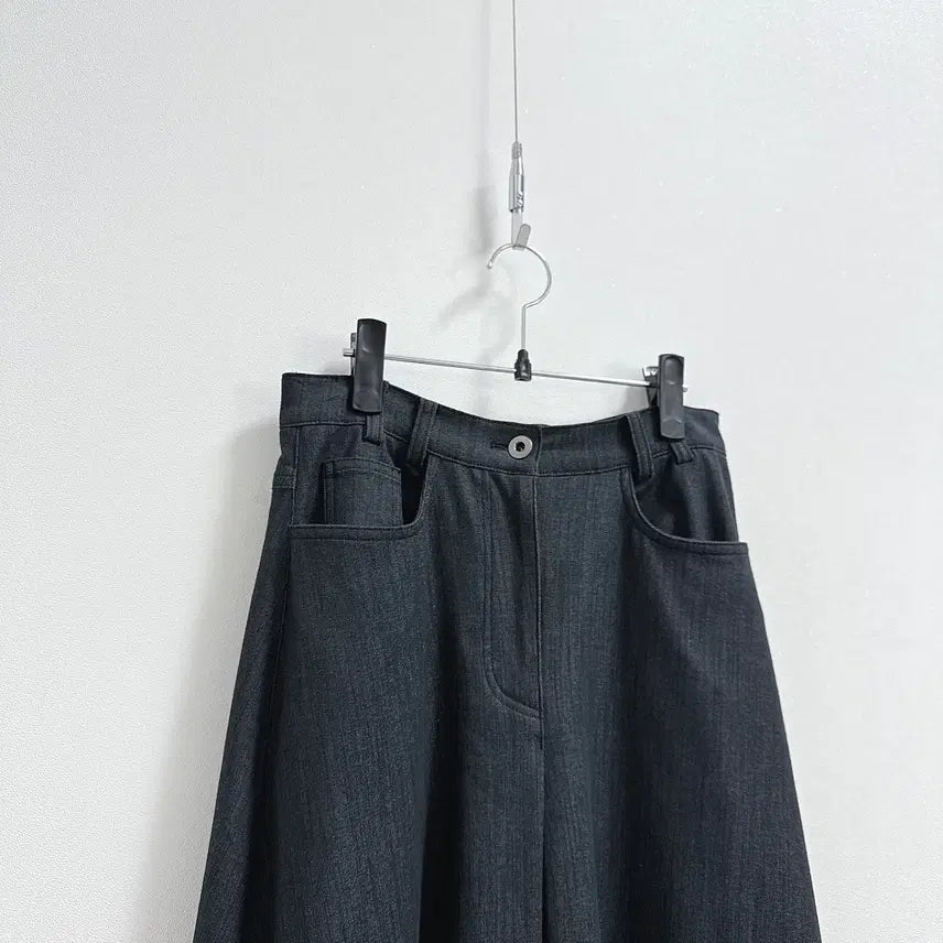 [BUNJANG] Club Monaco A-Line Denim Pattern Skirt / 클럽모나코 데님라이크 코튼 에이라인 스커트 맞주름 디자인 한섬