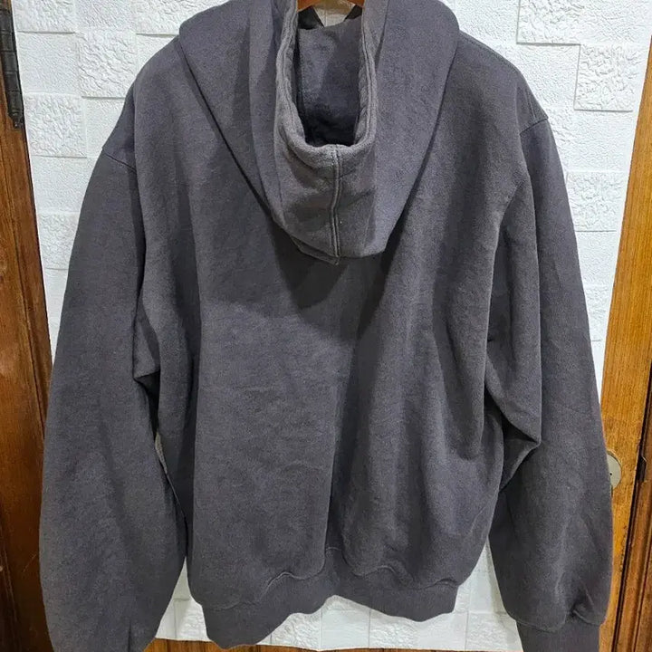 [SOLD OUT] 디스이즈네버댓 회색 후드티 기모