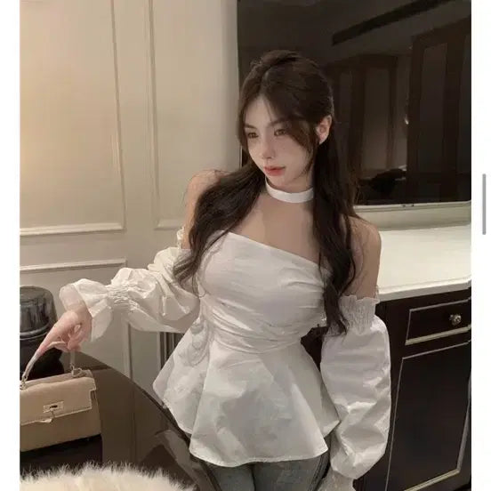 [BUNJANG] Ably Choker White Off-Shoulder Blouse / 에이블리) 초커 스모크 화이트 오프숄더 블라우스
