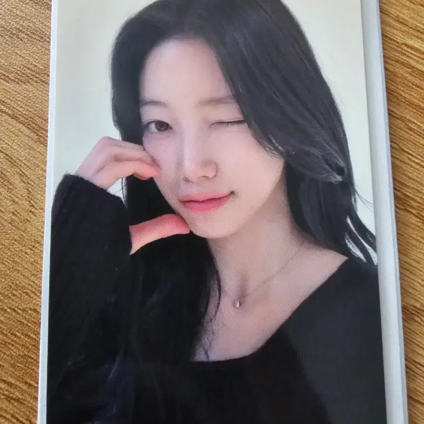 [SOLD OUT] 르세라핌 셀러브레이션 카즈하 공방 포카 LESSERAFIM KAZUHA