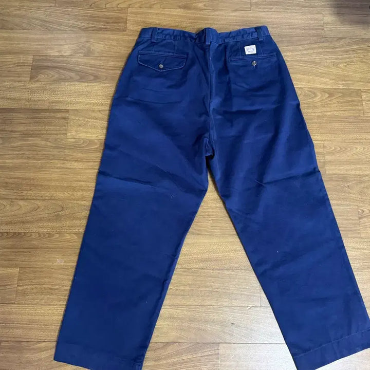 [SOLD OUT] 폴로 휘트먼 투턱 치노팬츠 32사이즈 기장97cm 네이비