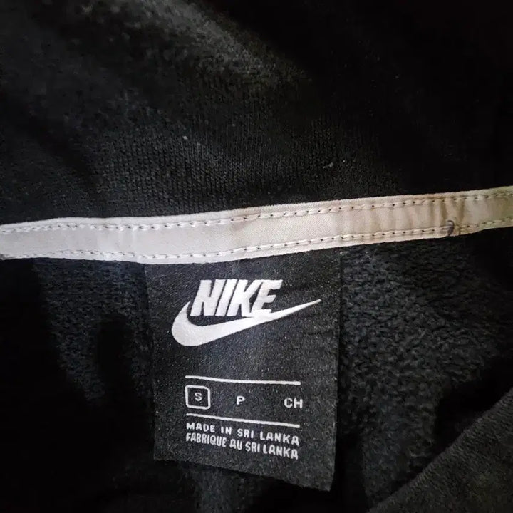 [BUNJANG] Nike Swoosh Black Crop Hoodie / 나이키 스우시 블랙 크롭 후드티 기모