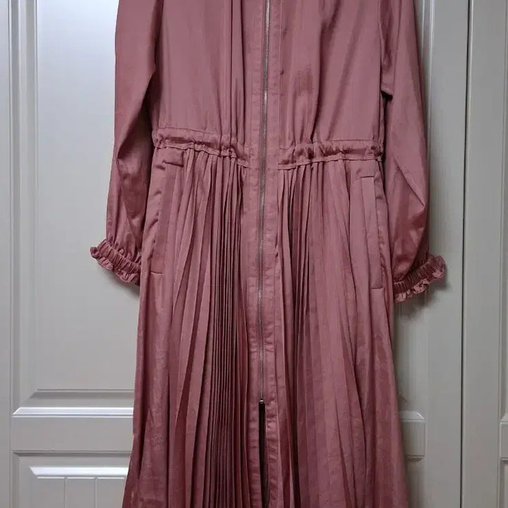 [SOLD OUT] 안나수이 로맨티카새틴플리츠원피스 롱자켓트렌치 55