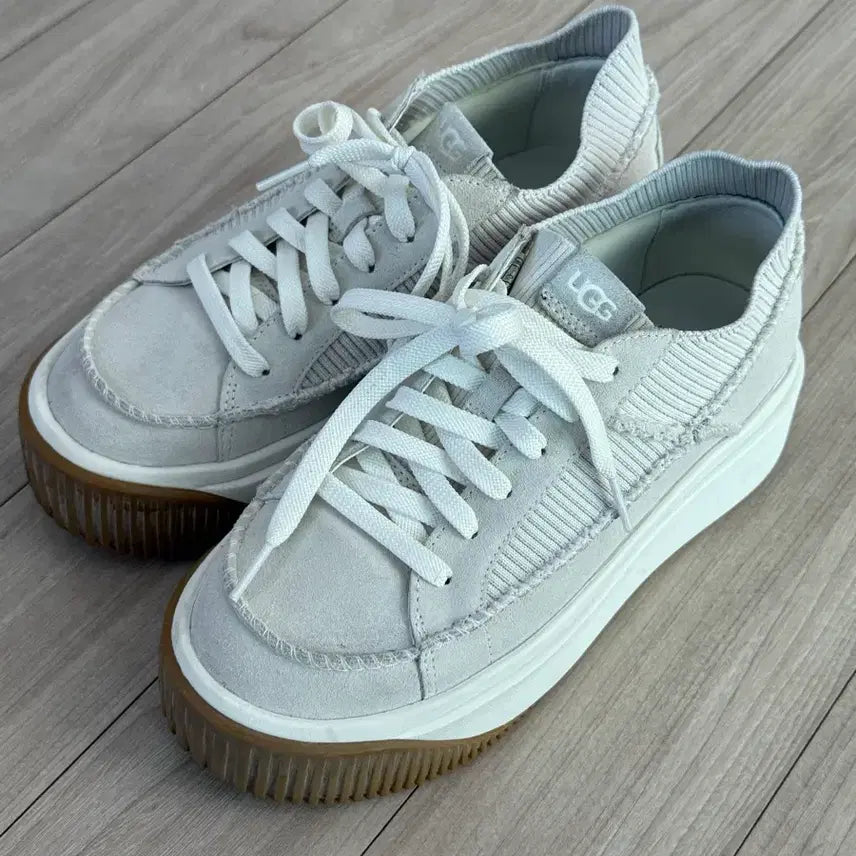 [BUNJANG] UGG Platform Sneakers / UGG 플랫폼 스니커즈