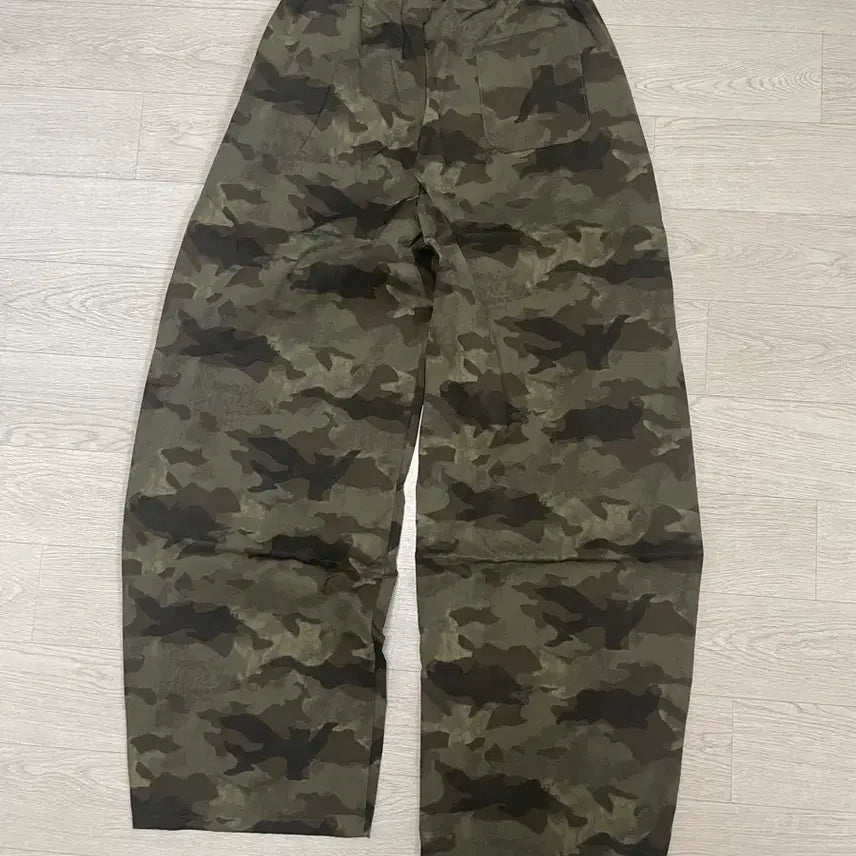 [BUNJANG] Kamo Wide Pants / (새제품) 카모 와이드팬츠