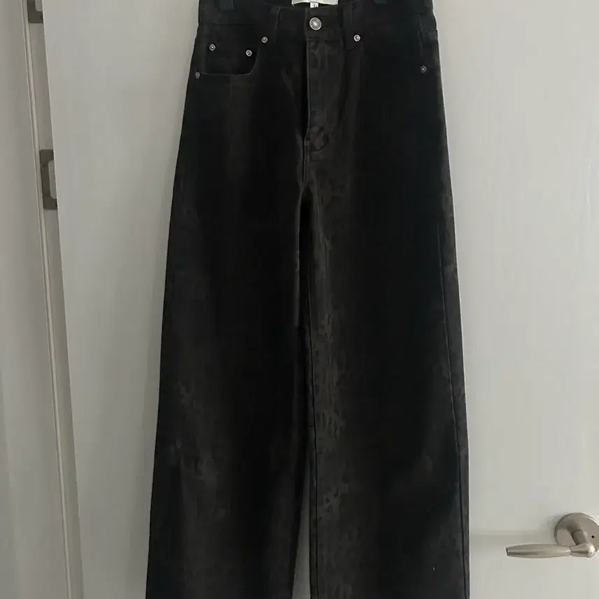 [BUNJANG] Rave Leopard Pants 01 Size / 레이브 레오파드 바지 01 사이즈