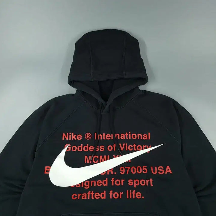 [BUNJANG] Nike Big Swoosh Logo Raglan Cotton Blend Hoodie / 나이키 블랙 화이트 레드 배색 빅스우시 로고 암로고 레글런 코튼블렌드 후