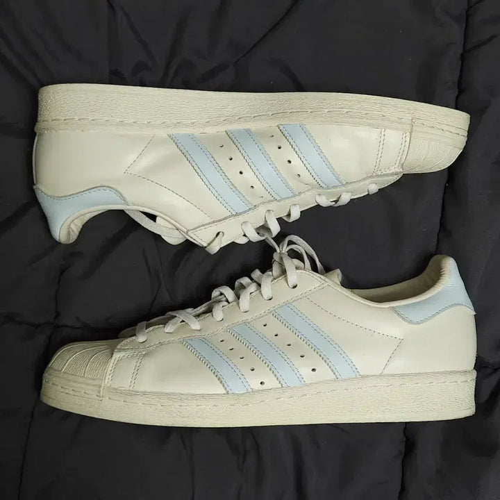 [BUNJANG] Adidas Superstar 82 Cloud White Sky Tint Sneakers / 270 ) 아디다스 슈퍼스타82 클라우드 화이트 스카이 틴트
