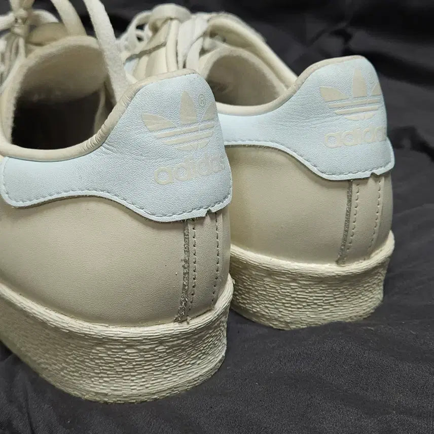 [BUNJANG] Adidas Superstar 82 Cloud White Sky Tint Sneakers / 270 ) 아디다스 슈퍼스타82 클라우드 화이트 스카이 틴트