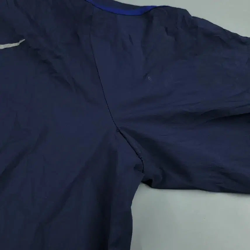 [BUNJANG] Nike Navy Swoosh Reflective Raglan Ripstop Hooded Nylon Jacket / 나이키 네이비 스우시 로고 리플렉티브 레글런 립스탑 후드 나일론 초경량