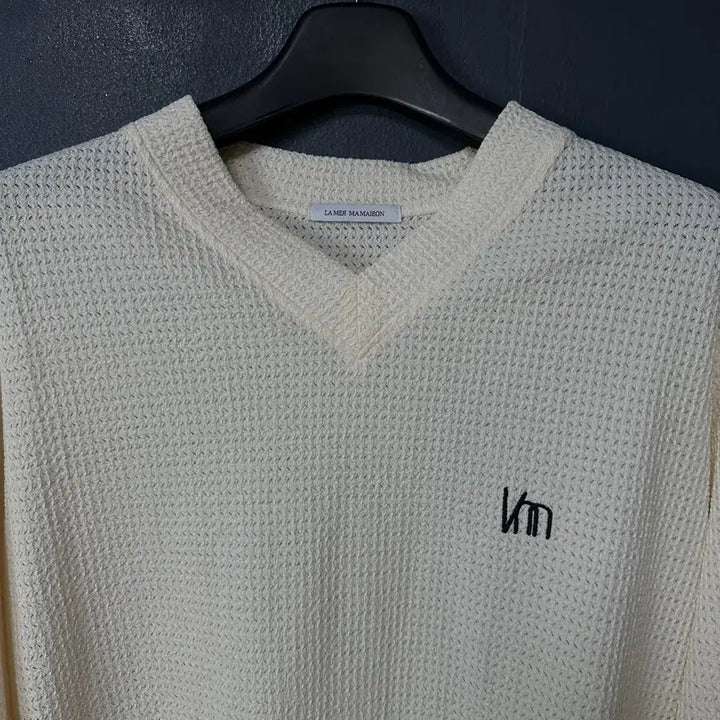 [BUNJANG] La Mar Maison Ivory V-Neck Knit T-Shirt / free 라멀마메종 아이보리 브이넥 니트 티셔츠