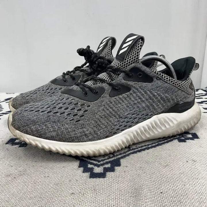 [BUNJANG] Adidas AlphaBounce EM Running Shoes 265 / 아디다스 알파바운스 EM 러닝화 운동화 265 X00260