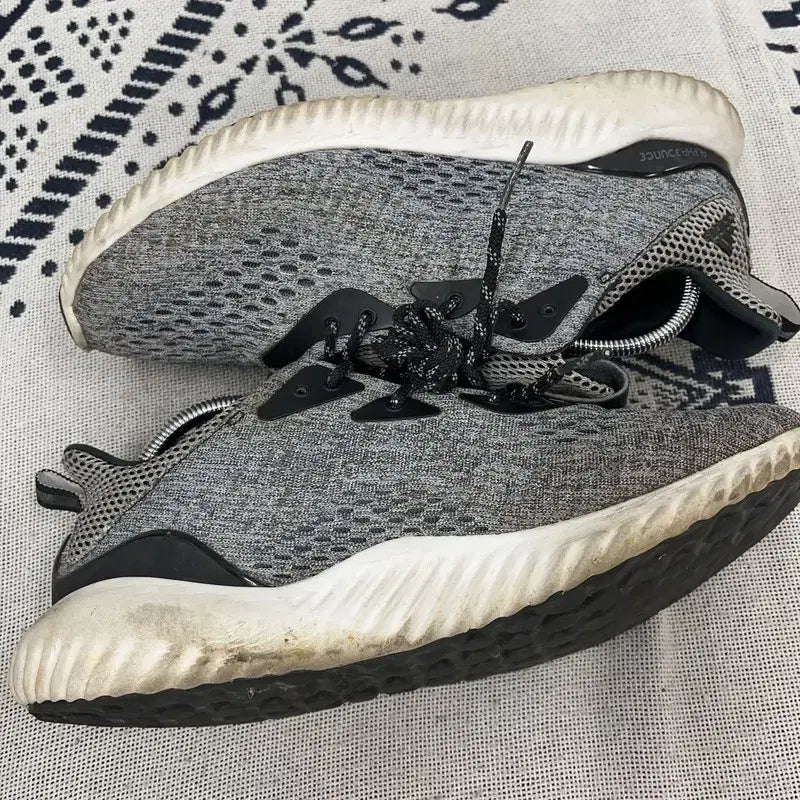 [BUNJANG] Adidas AlphaBounce EM Running Shoes 265 / 아디다스 알파바운스 EM 러닝화 운동화 265 X00260
