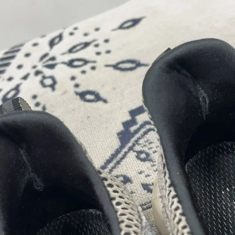 [BUNJANG] Adidas AlphaBounce EM Running Shoes 265 / 아디다스 알파바운스 EM 러닝화 운동화 265 X00260