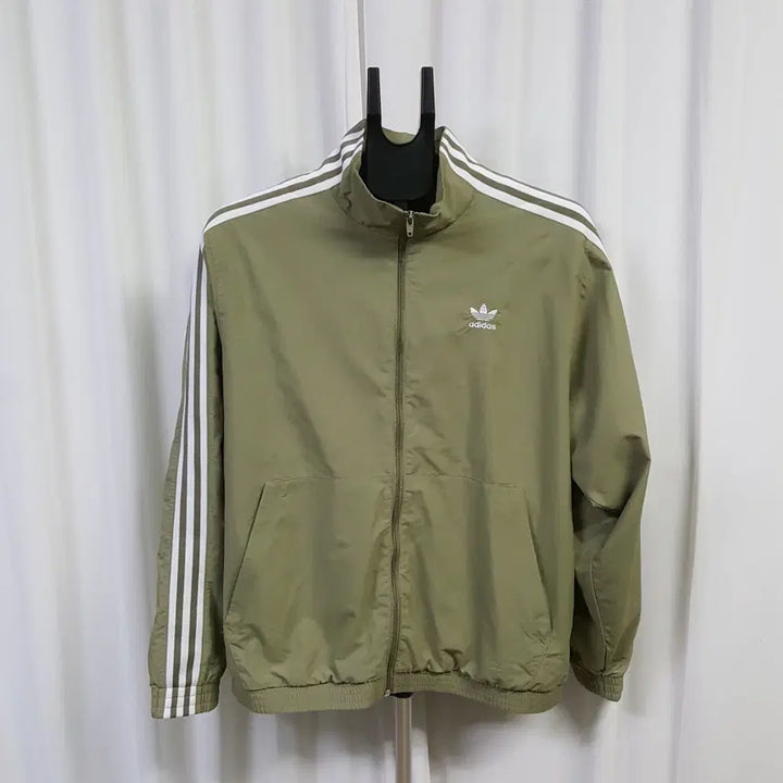 [SOLD OUT] 21년 아디다스 남성 락업 트랙탑 바람막이 자켓 110 오일장