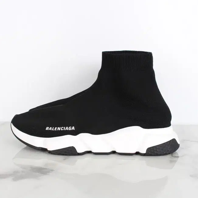 [BUNJANG] Balenciaga Speedrunner Socks Sneakers Oreo Black White 42 (270) / 발렌시아가 스피드러너 삭스 스니커즈 오레오 검흰 42(270)
