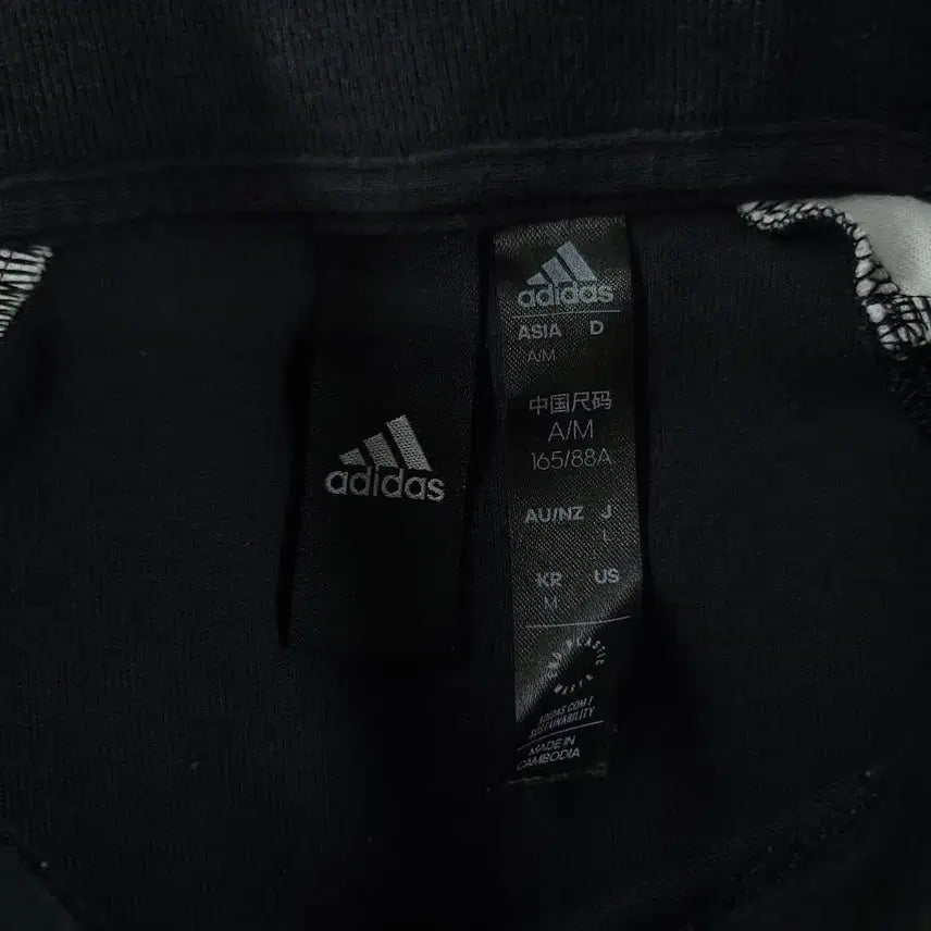 [BUNJANG] Adidas Black White Logo Raglan Crop Top / 아디다스 블랙 화이트 로고 삼선 레글런 가오리핏 크롭핏 카라넥 코튼블렌드