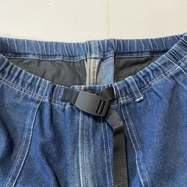 [BUNJANG] Xlarge Denim Shorts / Xlage denim 반바지(xL)