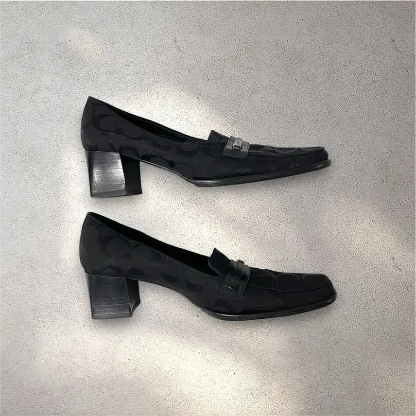 [BUNJANG] Coach Signature Canvas Pumps / [240] 코치 시그니처 캔버스 이태리제 펌프스 (No.561)