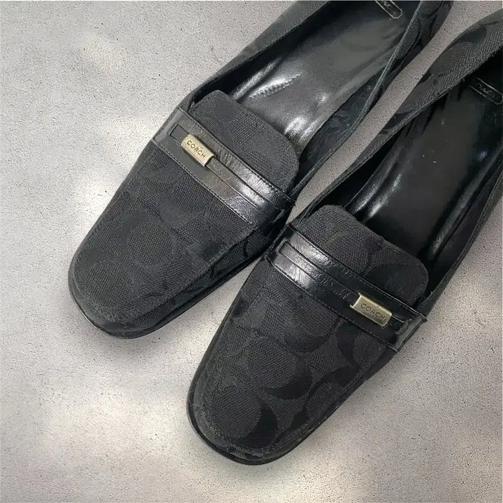 [BUNJANG] Coach Signature Canvas Pumps / [240] 코치 시그니처 캔버스 이태리제 펌프스 (No.561)