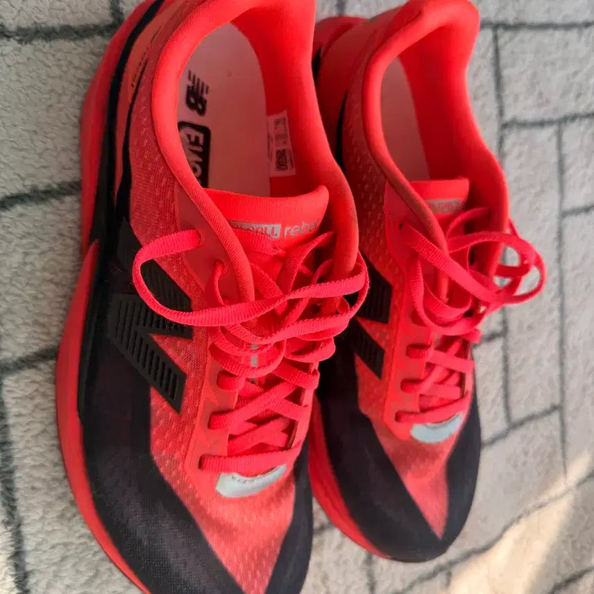 [BUNJANG] New Balance Level v5 2E Wide Running Shoes / 뉴발란스 레벨v5 275 2e 와이드