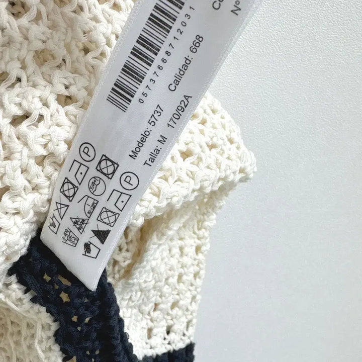 [BUNJANG] Massimo Dutti Crochet Knit Top / 마시모두띠 크로셰 니트 탑